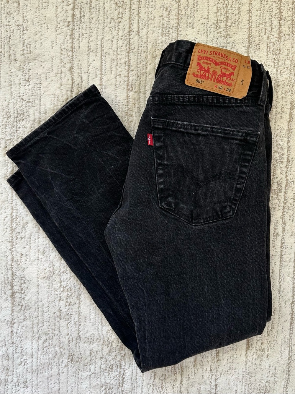 Levi’s 501 Button Fly Straight Leg Jeans Men’s 32x29 Black